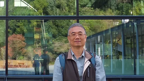 學歷:國立成功大學博士