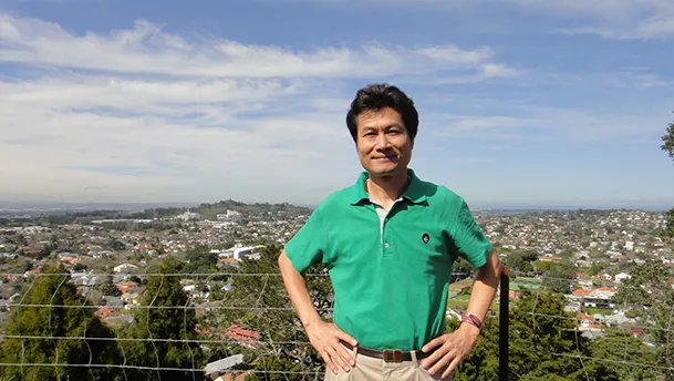 學歷:國立成功大學博士